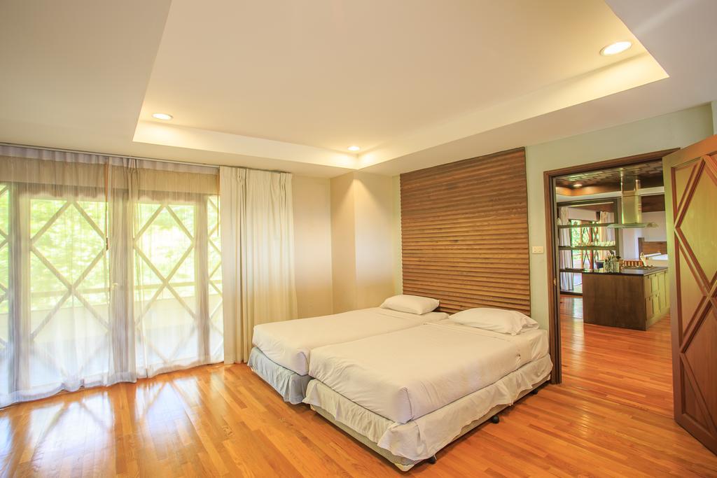 Phuripimarn Penthouse Pak Chong Екстериор снимка