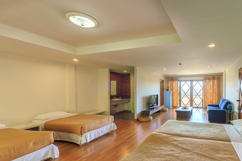 Phuripimarn Penthouse Pak Chong Екстериор снимка