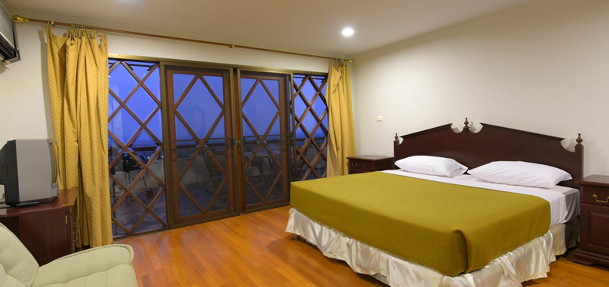Phuripimarn Penthouse Pak Chong Екстериор снимка