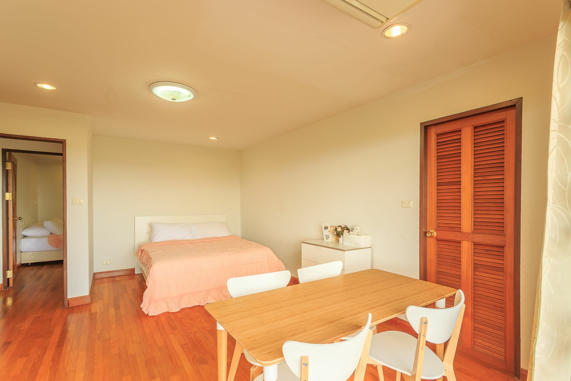 Phuripimarn Penthouse Pak Chong Екстериор снимка
