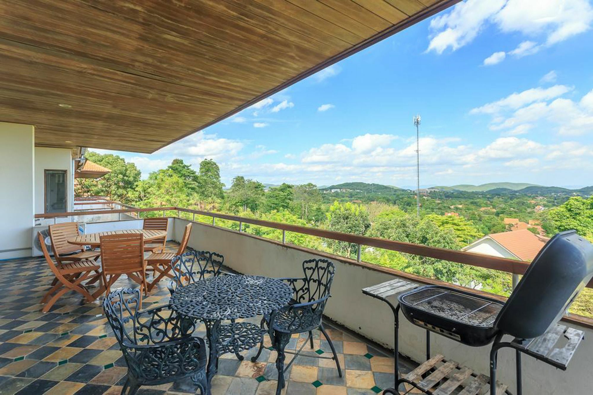 Phuripimarn Penthouse Pak Chong Екстериор снимка