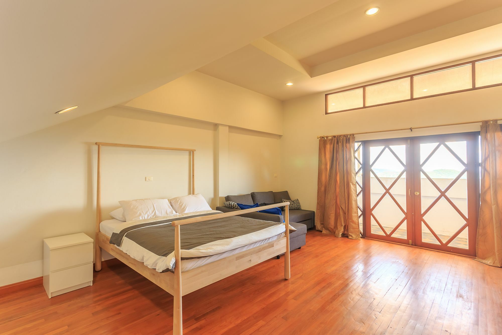 Phuripimarn Penthouse Pak Chong Екстериор снимка